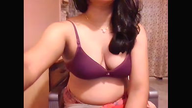 Stripchat-Public.Show-f-Pinky_4-2024.08.11.014646