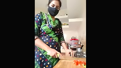 Stripchat-Public.Show-f-MiaKhalifa—2024.09.25.051015