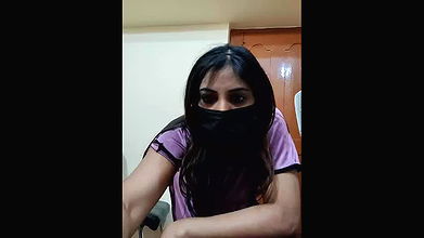 Stripchat-Public.Show-f-Indian_Seeman-2024.08.06.230600