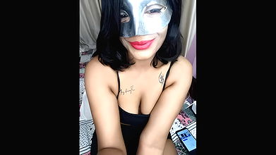 Stripchat-Public.Show-c-queenniharikaa-2024.08.02.123836