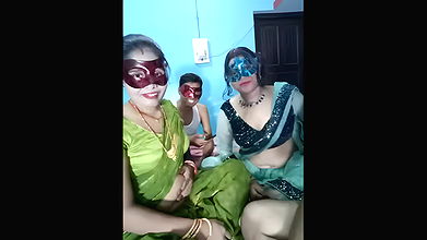 Stripchat-Public.Show-c-komal8399-2024.08.20.185749