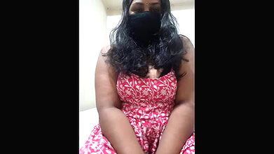 Stripchat-Public.Show-c-kaminimallu-2024.05.27.185655