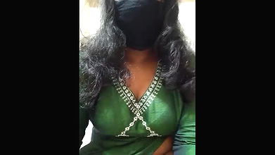 Stripchat-Public.Show-c-kaminimallu-2024.05.14.175653