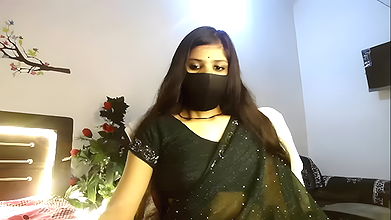 Stripchat-Public.Show-c-kaira_noughty-2024.08.04.173441