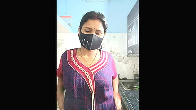 Stripchat-Public.Show-c-Hot—anu-2024.08.26.042815