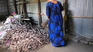 Safi Sexy My Elder Stepsister Was Cleaning My Room I Hugged Her and Started Fucking Her Ass