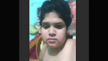 Desi Milk Tanker Chubby Wife Showing