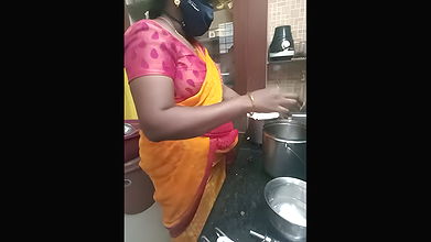 Stripchat-Public.Show-c-Tamil-hotwife-2024.05.16.015812