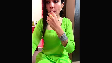 Stripchat-Public.Show-f-Meenakshi–2024.07.28.215326
