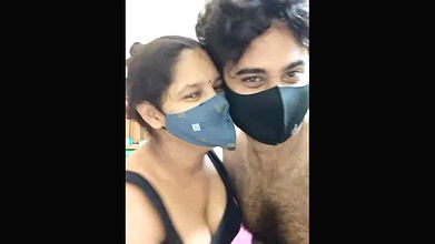 Stripchat-Public.Show-c-IND_COUPLE1-2024.09.25.205035