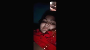 Beautiful Chubby Wife Showing Lover