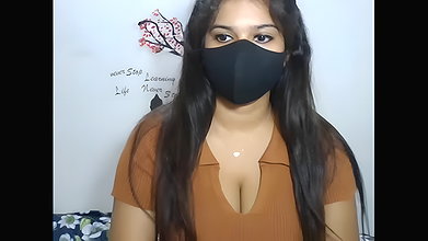 Stripchat-Public.Show-c-sparkling_queen-2024.05.01.024648