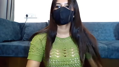 Stripchat-Public.Show-f-sparkling_queen-2024.01.19.035206