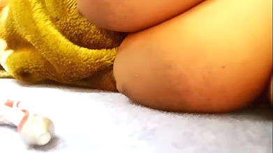 hidden camera recording girlfriends boobs