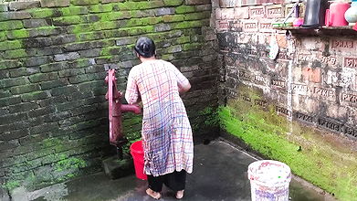 I see my girlfriend taking bath after which I hugged her and started fucking her ass