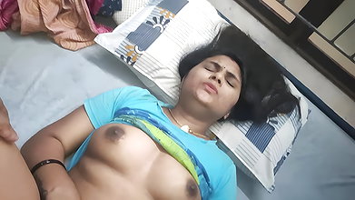 Mallu couple sex, Vaishnavy and Sharun Raj fuck, steamy sex with a mallu couple, close-up pussy sex, vaginal fuck with a mallu bhabhi, indian couple sex