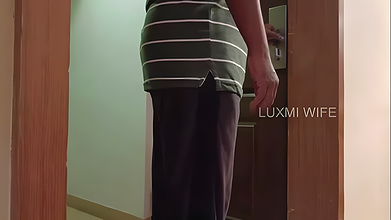 Fucking Friend’s Stepmom in Saree – 1