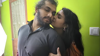 Saree and bra Vaishnavy dominating Sharun Raj kisses on him and remove his shirt , Mallu hot girl dominating his partner