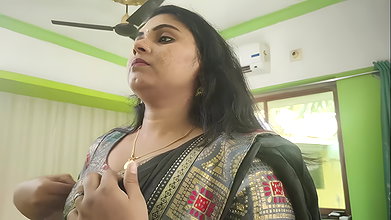 Vaishnavy hot saree navel hole lick and suck by Sharun Raj, Navel lick romance in saree with hot boobs press and lip lock