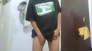 Sri Lankan College Girl