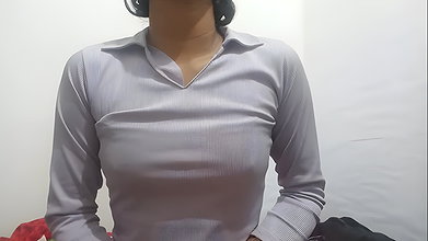 Fingering Myself and Masturbating Until I Cum!