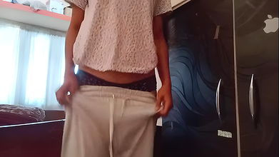 Desi girl showing ass and pussy