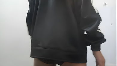 Cute Teen Girl Masturbating, Hiding From Stepmom