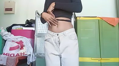 College girl showing pussy