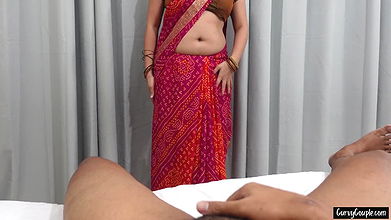 Hot Tamil Aunty Sex Video with Saree Removing