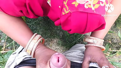 Desi village bhabhi hardcore doggy style sex with moaning and dirty hindi talkty