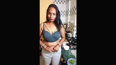 Youtuber Adda with bong beauty – 42