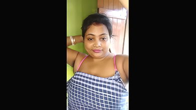 Youtuber Ruhi sarkar