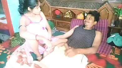 Bihari sexy housewife fucked with her father in law bihari couple