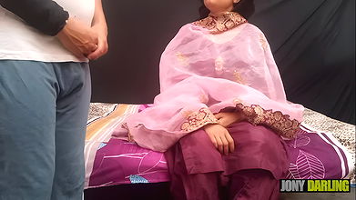 Bihari Returned From Village, No One Else Can Give Orgasm to Punjabi Bhabhi, Real Homemade Sex by Janay Darling