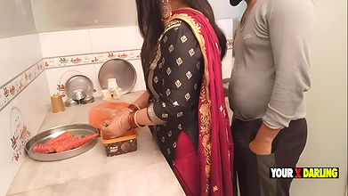 Punjabi Stepmom Fucking in the Kitchen When She Make Dinner for Stepson