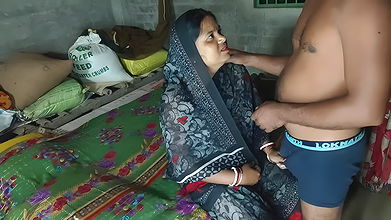 Younger step brother stripped step sister and fucked her Indian porn videos