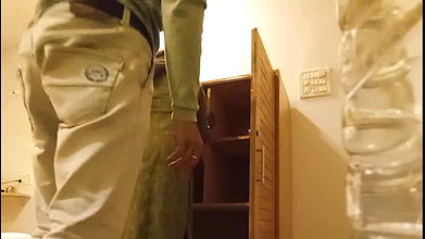 Desi gospodyni hardcre jebanie potajemnie z chłopakiem