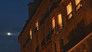 Napalone duże cycki francuska macocha uwodzi swoimi dużymi sutkami i jej pięknymi dużymi cyckami – odbijając jej duże cycki 4K