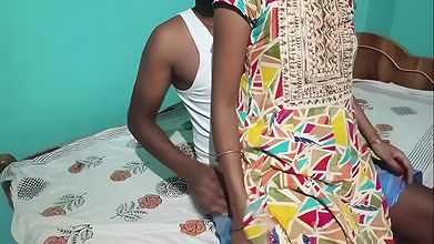 Desi married couples hard fucking with dress