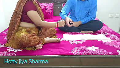 Indian Desi stepmom fucking with teen step son when studying! Step mom dont know anything