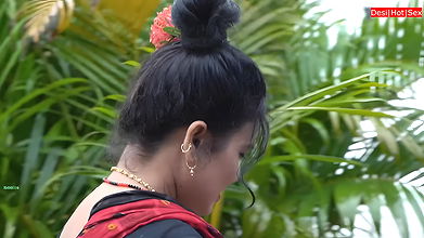 Sabji wali bhabhi ke sath masti sex! Reality Sex