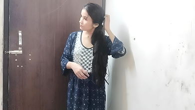 Step sister ka man nhi tha sex krne ka fir bhi choda