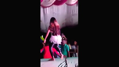 Myd nude dance perfomance 1712025-2