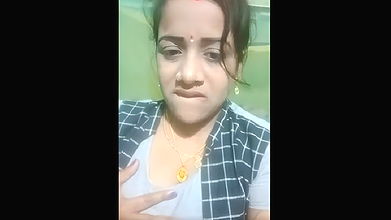 Desi village bhabi sexy face
