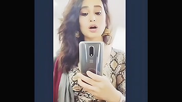 Wooow wat a Beauty Desi Housewife