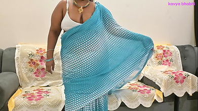 Indian bhabhi wearing saree and showing Kavya Bhabhitural boobs