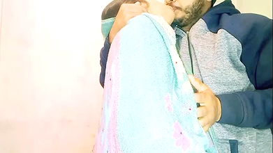 My girlfriend took a bus from Kushinagar to Gopalganj to me, then I extinguished the fire of her chud and she became happy