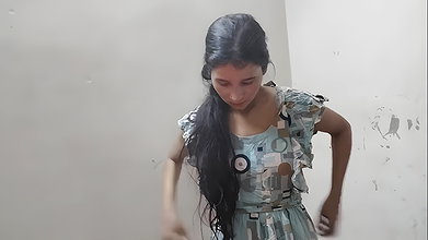 Desi girl ko hotel me jabar dasti choda