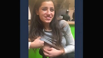 Paki Grl Showing Boob sin Office to Boss