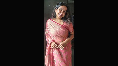 Sexy Indian Mal Sucking Dick